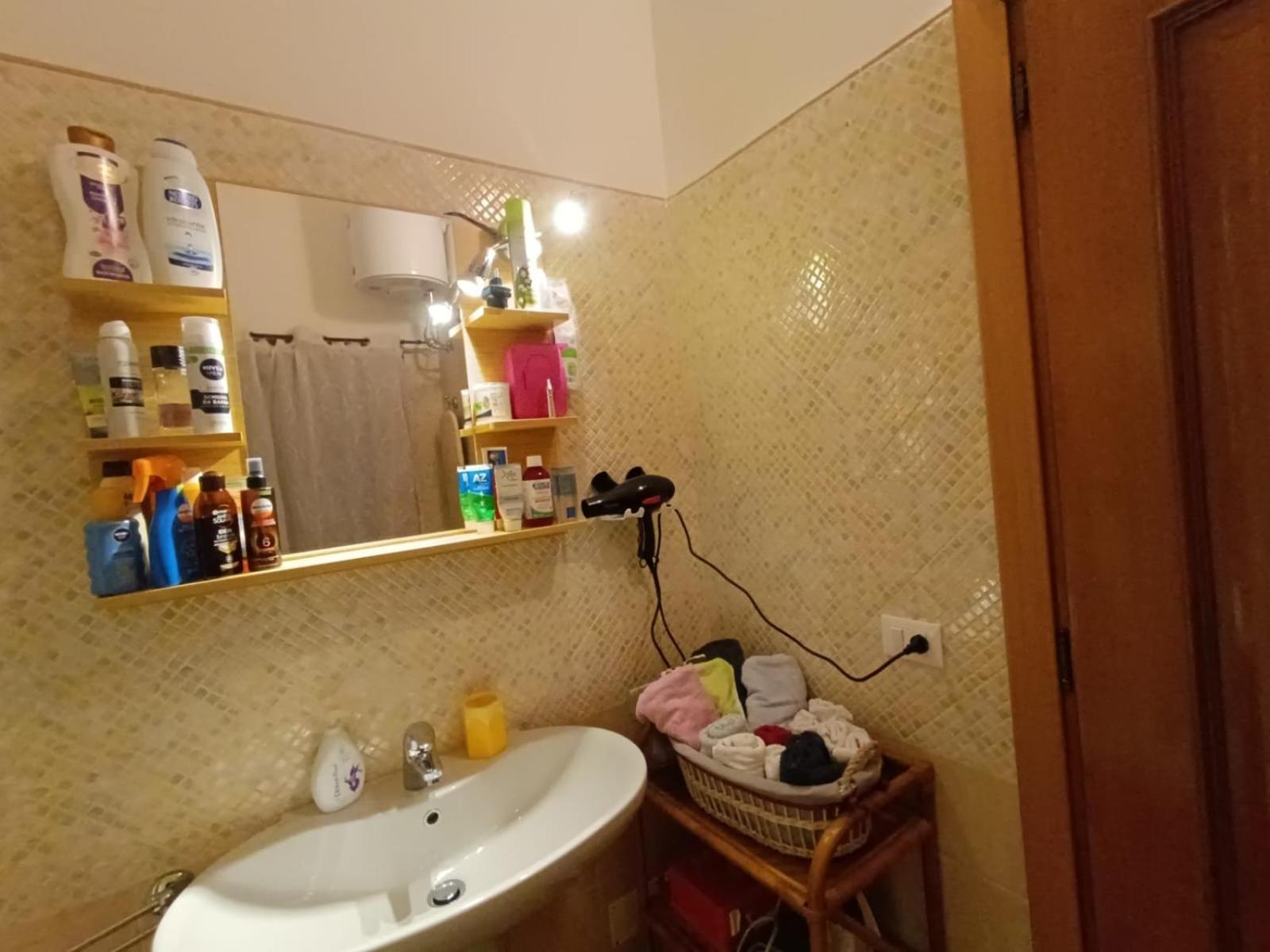 Castello Camera Privata, Nell'Appartamento Condiviso Cagliari Exteriér fotografie